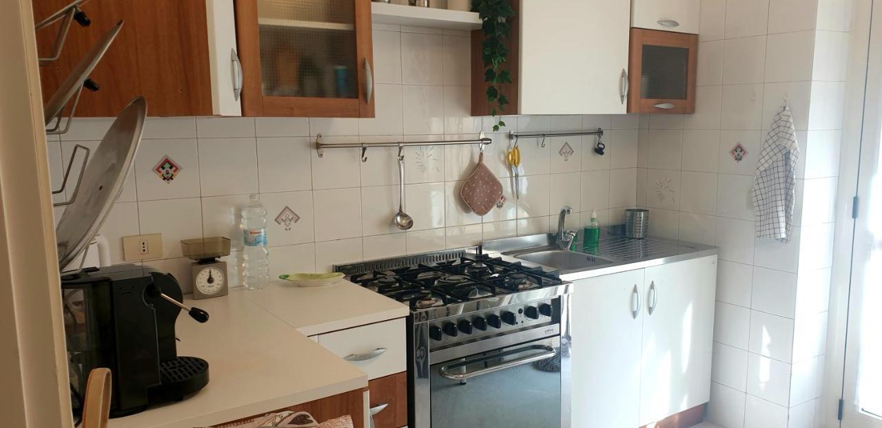 Regina Elena Al Mare Apartment Пескара Екстериор снимка