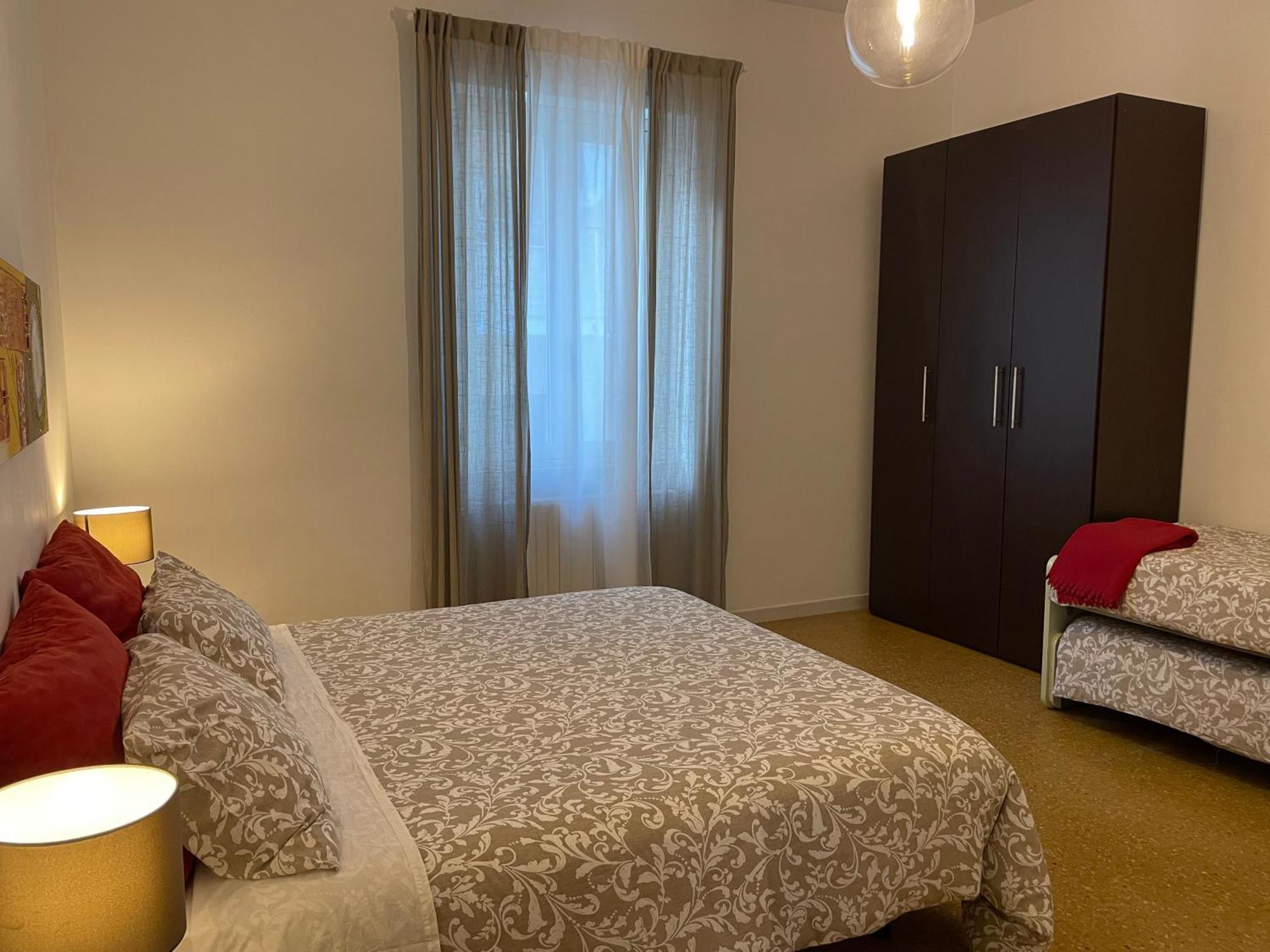 Regina Elena Al Mare Apartment Пескара Екстериор снимка